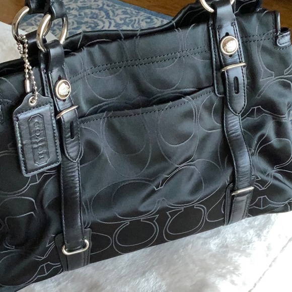 Coach Purse Handbag Tote Designer Bag #F1073-15402 - Picture 9 of 14